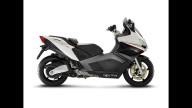 Moto - News: Aprilia: l'SRV 850 in anteprima allo Spazio Broletto di Milano