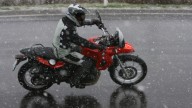 Moto - News: Neve a Roma? Motociclista avvisato... VIDEO