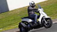 Moto - Gallery: Piaggio Beverly Sport Tourer 350 Vs Honda SH300i - Foto Dinamiche