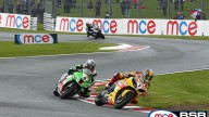 Moto - News: BSB 2012, Oulton Park: vittoria di Walker e Byrne