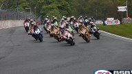 Moto - News: BSB 2012, Oulton Park: vittoria di Walker e Byrne