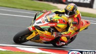 Moto - News: BSB 2012, Oulton Park, in Gara 1 vince Hill