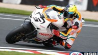 Moto - News: BSB 2012, Oulton Park, in Gara 1 vince Hill