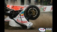 Moto - News: BSB 2012: Knockhill, Gara1 a Byrne, Gara2 a Laverty