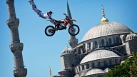 Moto - News: Red Bull X-Fighters World Tour 2012: salti vicino alla Moschea Blu