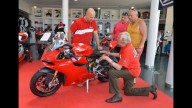 Moto - News: A 85 anni si compra una Ducati 1199 Panigale S