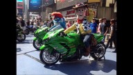 Moto - News: Kawasaki: Times Square diventa verde!