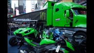 Moto - News: Kawasaki: Times Square diventa verde!