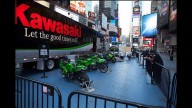 Moto - News: Kawasaki: Times Square diventa verde!