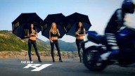 Moto - News: Yamaha: le ombrelline nel nuovo video della YZF1000 R1
