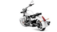 Moto - News: Victory Motorcycles e Playboy insieme per il catalogo 2013 - VIDEO