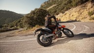 Moto - News: KTM 690 Enduro R 2016: dov'è il telaio?