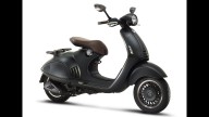 Moto - News: Vespa 946 Emporio Armani: tiratura limitata ed esclusiva