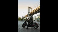 Moto - News: Vespa 946 Emporio Armani debutta negli USA