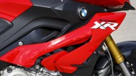 Moto - News: Chris McNeil: mototurismo estremo con la BMW S 1000 XR [VIDEO]