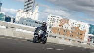 Moto - Test: Yamaha TMAX SX e DX 2017: evoluzione della specie [VIDEO]