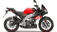 Moto - News: Aprilia RS e Tuono 125: piccole tentazioni per sognare in grande