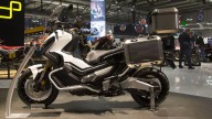 Moto - News: Honda X-ADV 2018, ora c'è il controllo di trazione. [VIDEO]