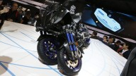 Moto - News: Yamaha Niken, la prima moto a tre ruote è a EICMA 2017 [VIDEO]
