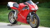 Moto - News: Ducati Panigale V4 vs Ducati 916, 25 anni di evoluzione a confronto