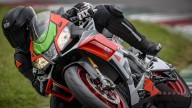 Moto - Test: RSV4 RF Factory Works: l’Aprilia che vi mette le ali