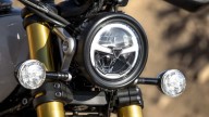 Moto - News: Triumph Scrambler 1200 XC ed XE: vintage, in salsa offroad