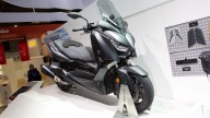 Moto - News: Yamaha XMAX Iron Max: lo sport scooter si rinnova