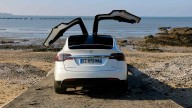 Moto - News: Tesla Model Y, il SUV elettrico (quasi) senza rivali