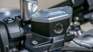 Moto - Test: BMW R 1250 R: Il lusso di essere nuda