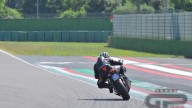 Moto - Test: Aprilia Tuono V4 1100 Factory: vita facile con la regina