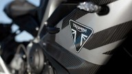 Moto - News: Triumph Daytona Moto2 765 Limited Edition: la "factory" stradale