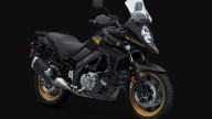 Moto - News: Suzuki V-Strom 650: presentati i colori dei modelli 2020