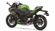 Moto - News: Nuova Kawasaki Ninja 650 2020, la sportiva media si rinnova