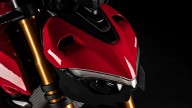 Moto - News: Ducati Streetfighter V4, la superbike si spoglia