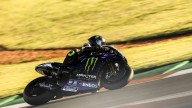 MotoGP: GALLERY. Tutte le foto di Rossi sulla Mercedes e Hamilton sulla Yamaha