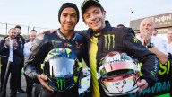 MotoGP: GALLERY. Tutte le foto di Rossi sulla Mercedes e Hamilton sulla Yamaha