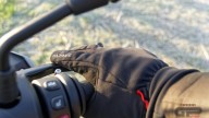 Moto - Test: Capit WarmMe guanti riscaldati Urban, approvati da Valentino Rossi
