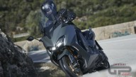 Moto - Test: Test, Yamaha TMAX 560 vs SYM Maxsym TL500: maxi scooter agli antipodi