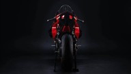 Moto - News: Ducati Panigale V4 Superleggera: tutte le foto della moto da sogno