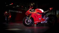 Playtime - Games: Una Ducati Panigale V4 R in scala 1:1 con 15 mila mattoncini LEGO