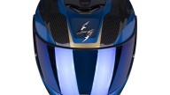 Moto - News: Scorpion EXO 1400 Carbon Air: il casco gran turismo mascherato racing