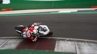 Moto - News: Ducati Panigale V2 si tinge di bianco: arriva la livrea White Rosso