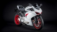 Moto - News: Ducati Panigale V2 si tinge di bianco: arriva la livrea White Rosso