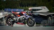 Moto - News: Aprilia regala le ali alla Tuono: ecco la V4 X con un tocco di MotoGP