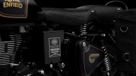 Moto - News: Royal Enfield Tribute Black, il tramonto del mono da mezzo litro