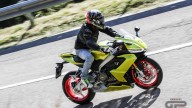 Moto - Test: Video prova Aprilia RS 660: ecco l’attesissima sportiva. Prezzo e caratteristiche