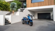 Moto - News: Honda Forza 125 e 350, la gamma scooter si rinnova