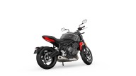 Moto - News: Triumph Trident 660, la roadster media di Hinckley per tutte le tasche