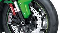 Moto - News: Svelate le Kawasaki ZX-10R e ZX-10RR my2021: due Ninja per graffiare in pista