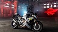 Moto - News: BMW S 1000 R 2021: l'hyper-naked torna rivoluzionata!